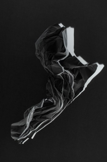 thrown pistolet 82x124